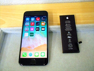 岡山県倉敷市からお越し頂きました！iPhone(アイフォン)6Sバッテリー交換修理！　iPhoneバッテリーが劣化して、モバイルバッテリーや電源コンセントにつないだままiPhoneをお使いだったそうです～(^_^;)(汗)