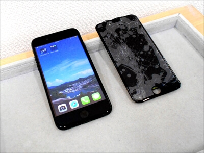 岡山県倉敷市からお越し頂きました！iPhone(アイフォン)7液晶ガラスパネル交換修理！　iPhoneの画面修理後「こんなにすごく綺麗になるんですね！(^▽^)o」と、大変お喜び頂きました！＼(^o^)／