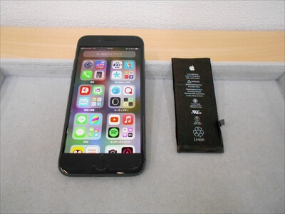 岡山県倉敷市からお越し頂きました！iPhone(アイフォン)8バッテリー交換修理！　当店なら！お手元のiPhoneがサクッと短時間でお安く修理頂けます！iPhone修理の事でしたら、お気軽に当店へご相談頂けたらと思います！(^o^)v