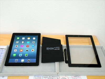 岡山県小田郡からお越し頂きました！iPad(アイパッド)3ガラスパネル交換修理！＆バッテリー交換修理！　今回は主にお仕事でお使いのiPadのガラスパネル交換修理とバッテリー交換修理をお任せ頂きました！(^▽^)o