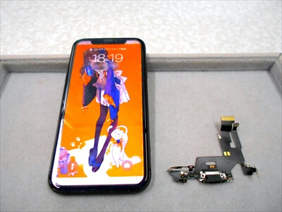 岡山県倉敷市からお越し頂きました！iPhone(アイフォン)11ドックコネクタ交換修理！　ご自身でiPhoneの充電口(ドックコネクタ)を清掃しようとされて、iPhoneの充電がしづらくなってしまったそうです～(^_^;)(汗)"